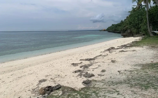 Palanas White Sand Beach Resort