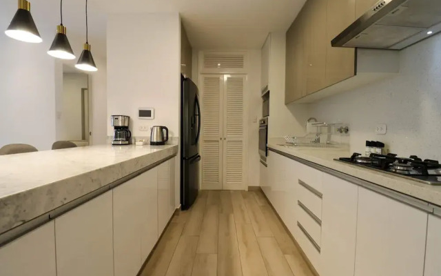 w Charming 2BR w Balcony in Miraflores