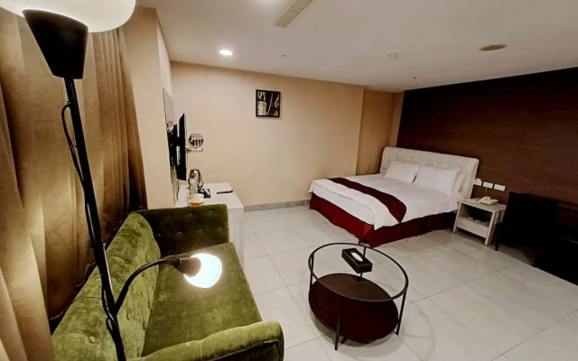 Sayo Hotel