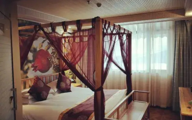 Yixian Sunshine Travel Inn (Xinxiang Hongmen University Town Branch)