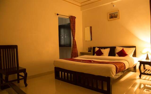 Hotel Nahargarh Palace