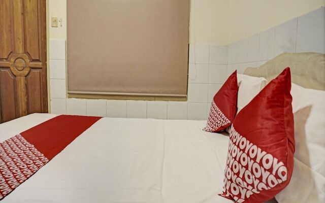 OYO 93105 Hotel Sodikin