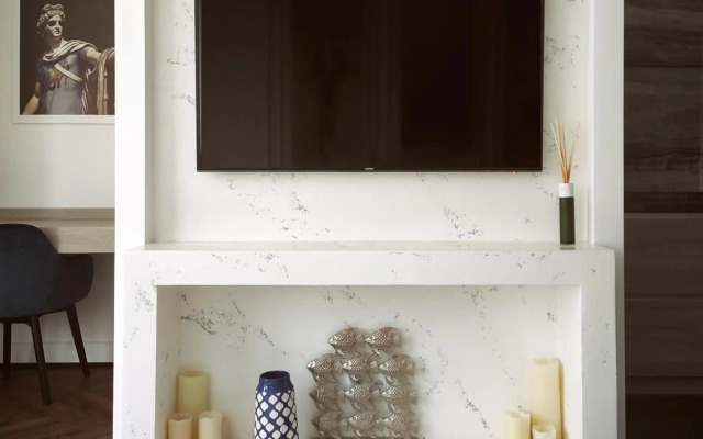 Modern Classic 2 bedroom apartment near Most City