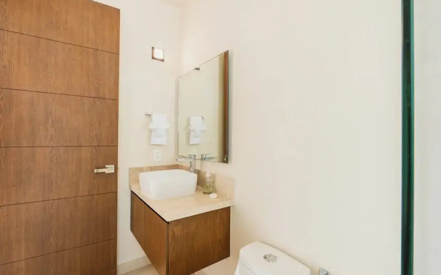 Beautiful 2 Bedroom Apartment
