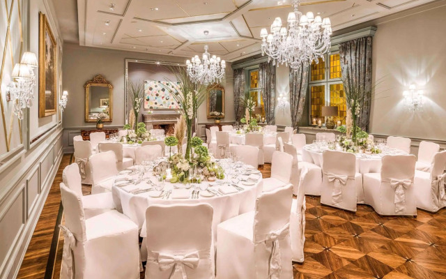 Fairmont Hotel Vier Jahreszeiten Hamburg