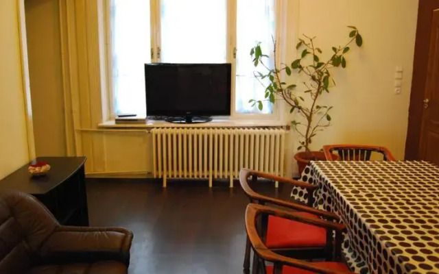 Discover Budapest Guest House