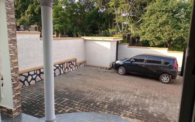 Pearl Furnished Rooms Buloba