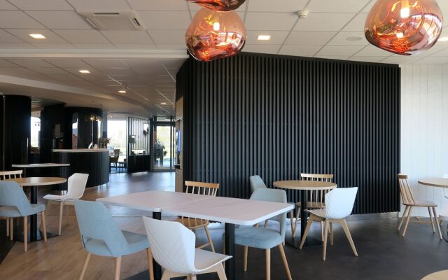 Hôtel AKENA TROYES - La Chapelle-Saint-Luc