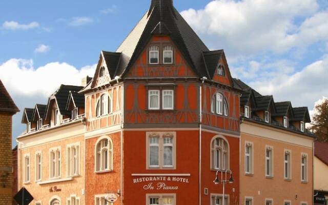 Ristorante & Hotel In Piazza