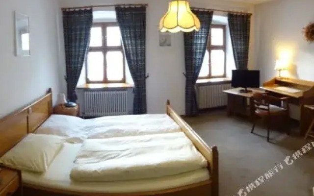 Schloß Hotel Hirschau