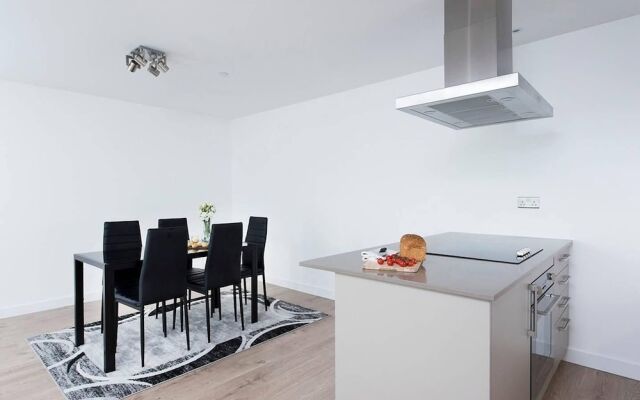 Stunning Contemporary 2br Apartment!