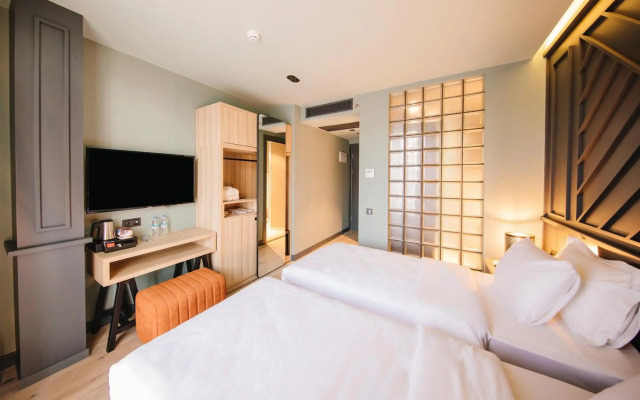 Sandali Metekhi Boutique Hotel