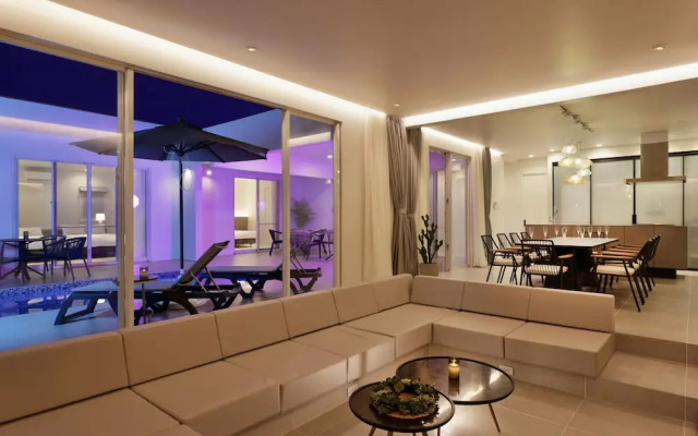 Crystal Villa Bayside