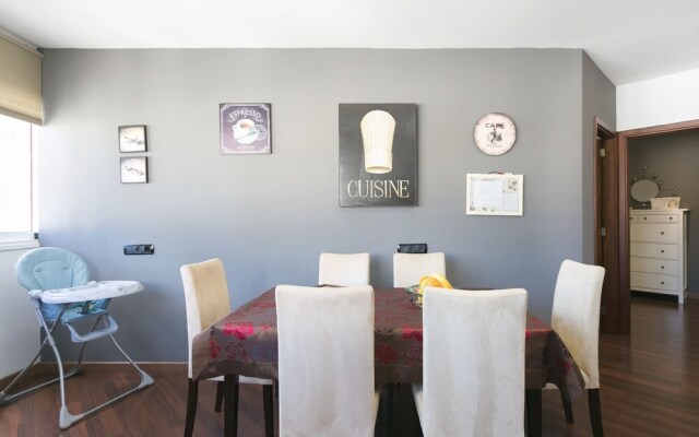 Live Las Aguas House