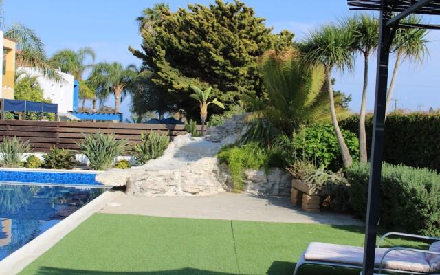 Immaculate 3-bed House in Pentakomo