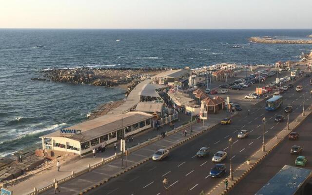 sporting sea view two bedroom appartement