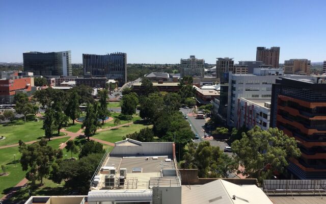 Tasha's Apartments on Morphett