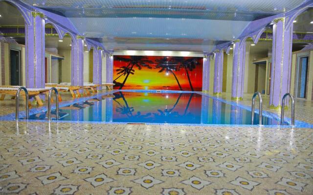 Hotel Hon Saroy