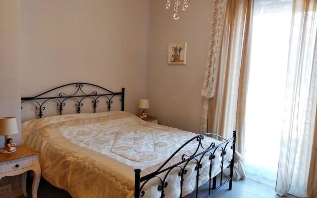 B&B Elena