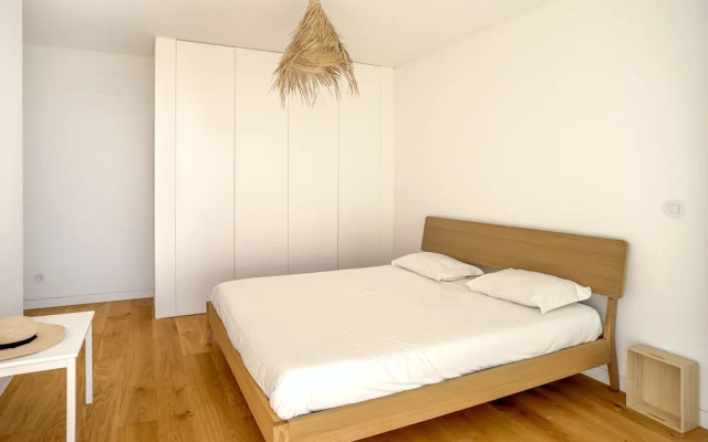 Ericeira Modern Bright With Pool by Homing