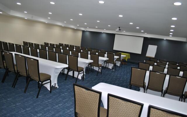 Holiday Inn Express Toluca by IHG