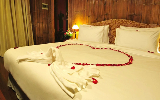 Reewa Waree Resort