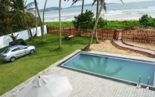 Bay Beach Weligama