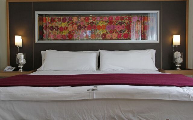Plaza Paradiso Petit Hotel