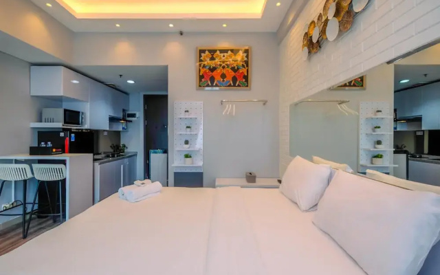 Modern Studio At Lrt City Bekasi Apartment