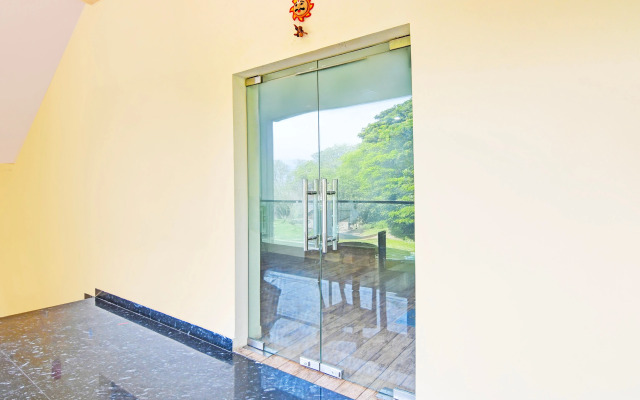 Super Townhouse Dwarakanagar Near Gurudwara