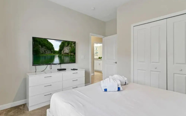 Your 5bdr House w Pool - 4959