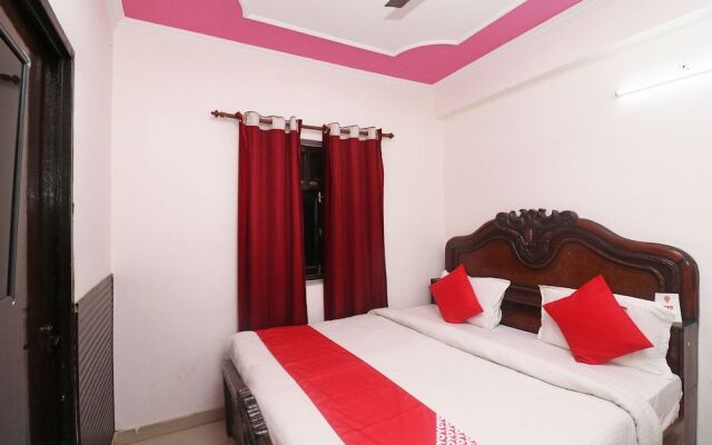 OYO 25115 Hotel Mughal Grand