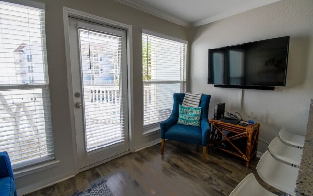 Seascape 2108 1 Bedroom Condo by RedAwning