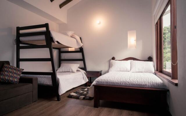 Hospedería Flor de la Villa Real