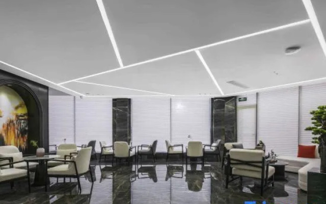 Tianmu Lake Yuhu Peninsula Hot Spring Hotel