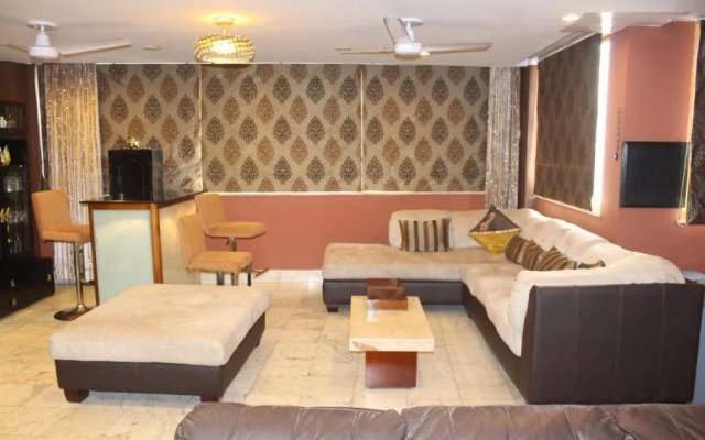 Service Apartments, Park Street, Calcutta