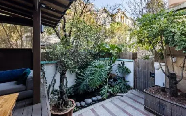 Floral Hotel·Kunming Aromatic Garden hotel (Kunming Guandu Ancient Town)