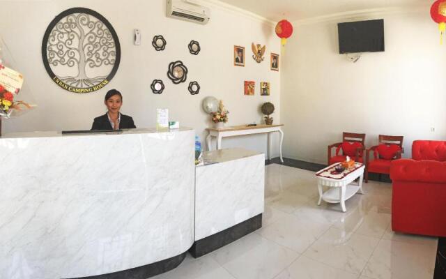 River Walk Urban Camping House