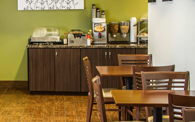 Sleep Inn & Suites Roseburg North Near Medical Center