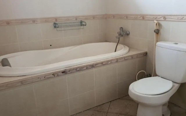 OYO 90043 Vila Afanda Syariah