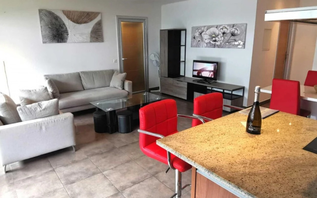 Art Apartment in Locarno