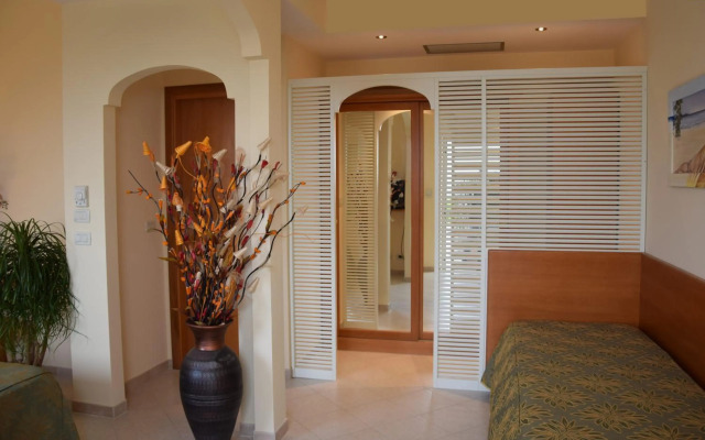 Hotel Tirreno