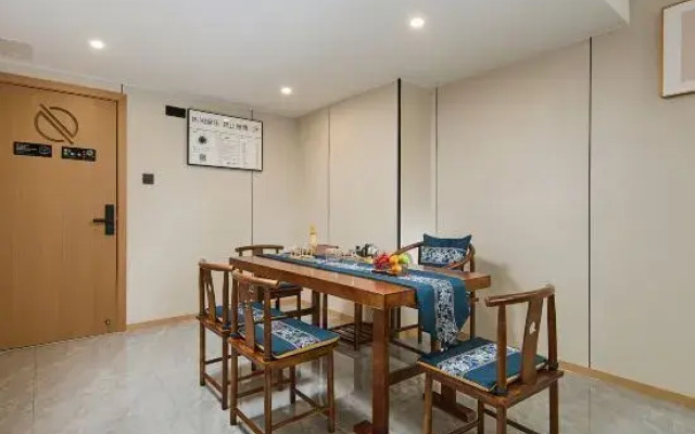 Dongpeng Hotel