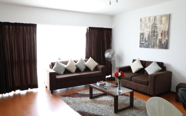 Miraflores4Rent Sisley