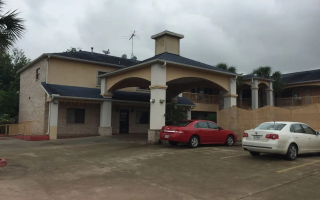 Scottish Inns & Suites Eastex Fwy.