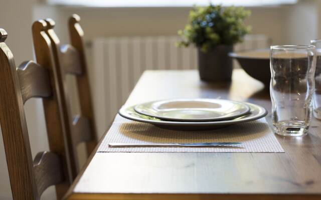 Altido Wood and White With Lake View