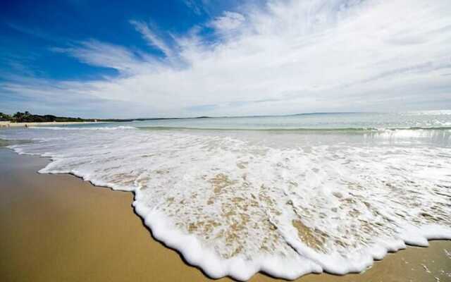 Top 1 Sunshine Beach Family Retreat