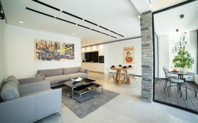 Beach Apartments TLV