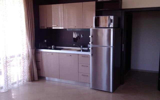 Argo Aparthotel