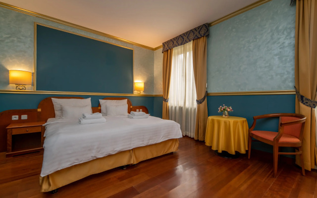 Hotel Kinsky Fontain